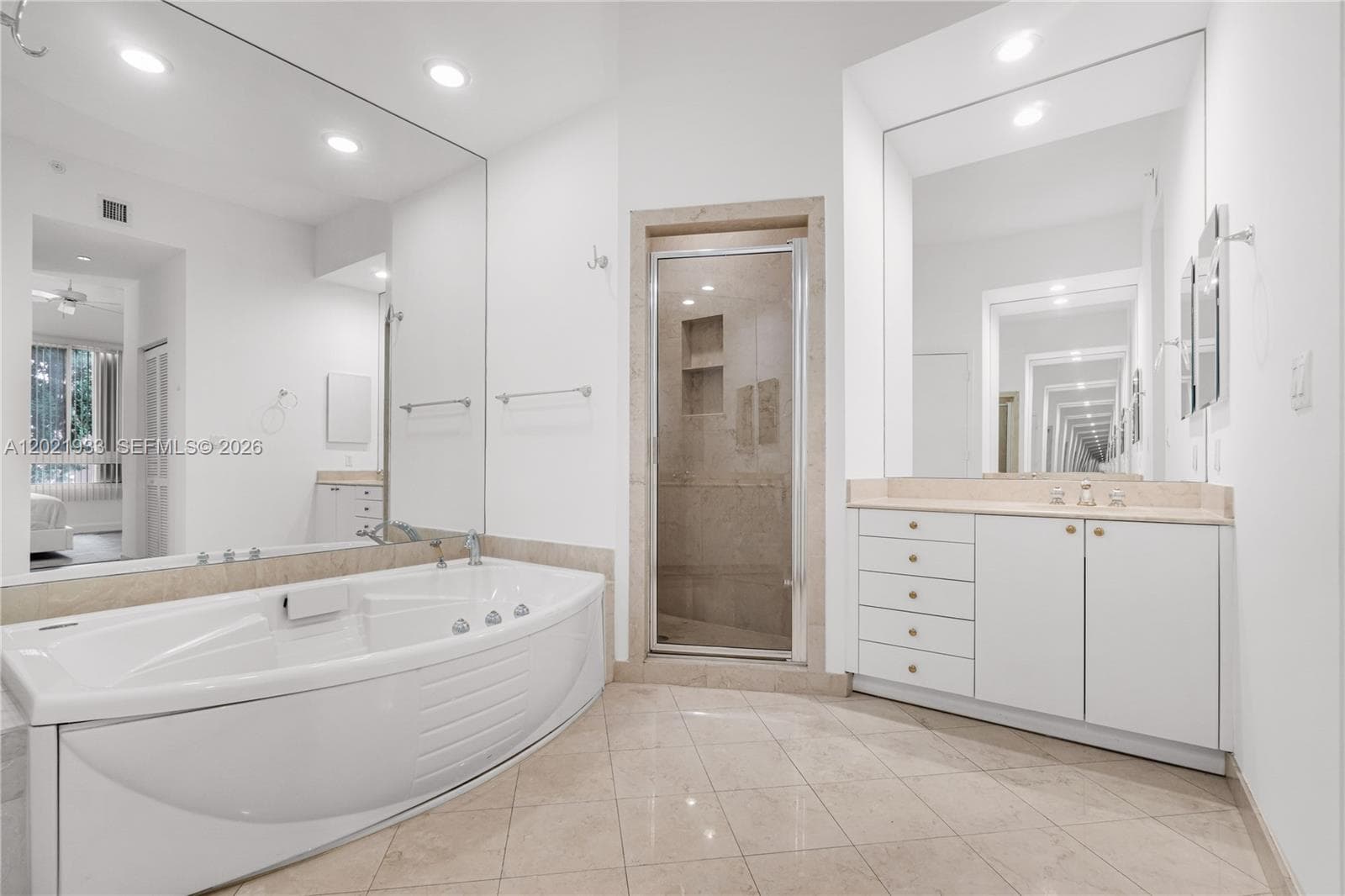 785 Crandon Blvd # 106, Key Biscayne FL 33149 — 10