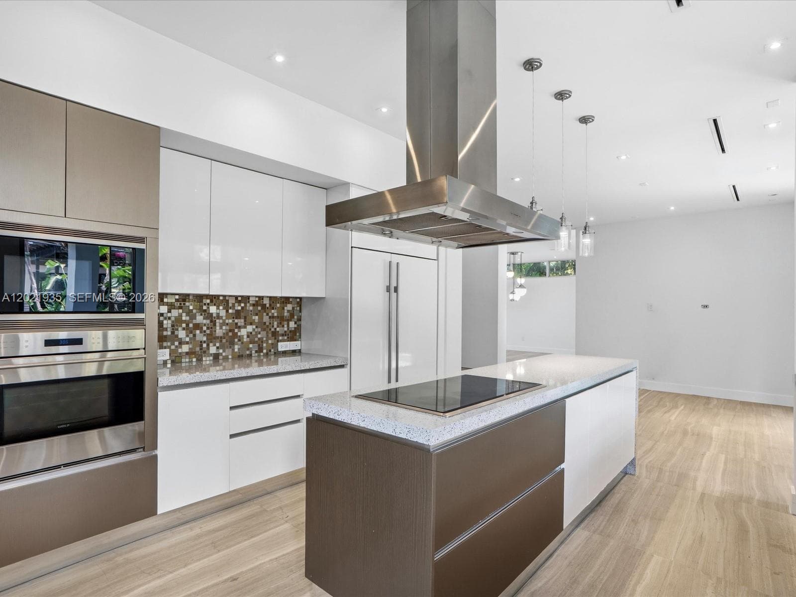 125 Hampton Ln, Key Biscayne FL 33149 — 27