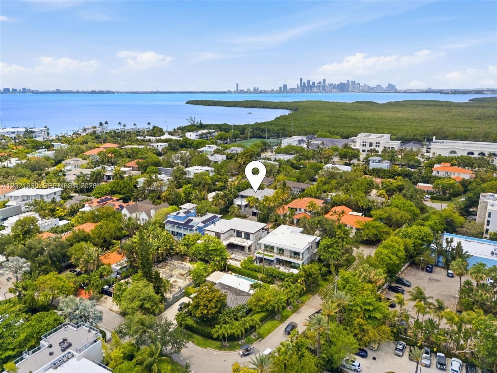 125 Hampton Ln, Key Biscayne FL 33149 — 72