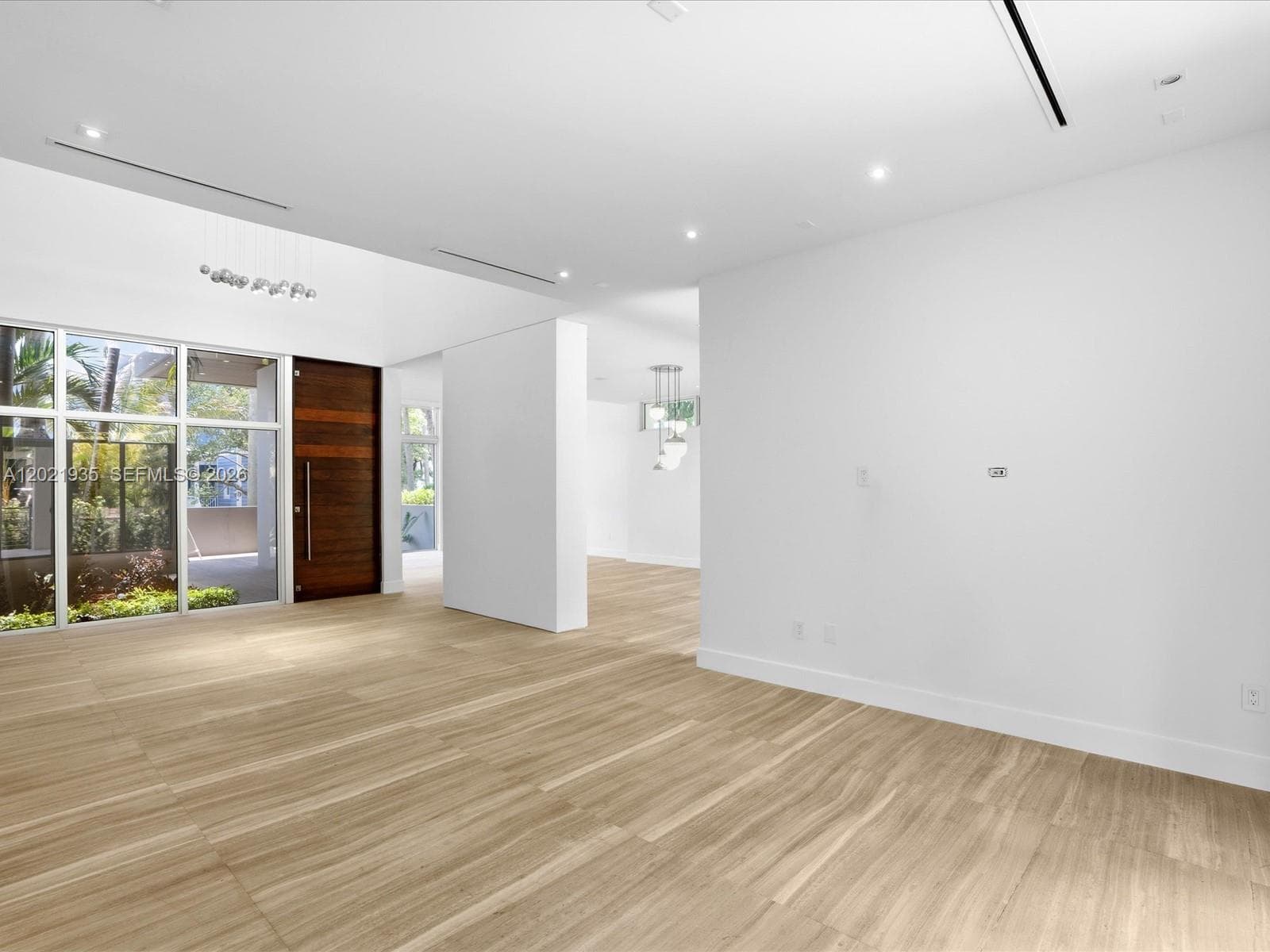 125 Hampton Ln, Key Biscayne FL 33149 — 6