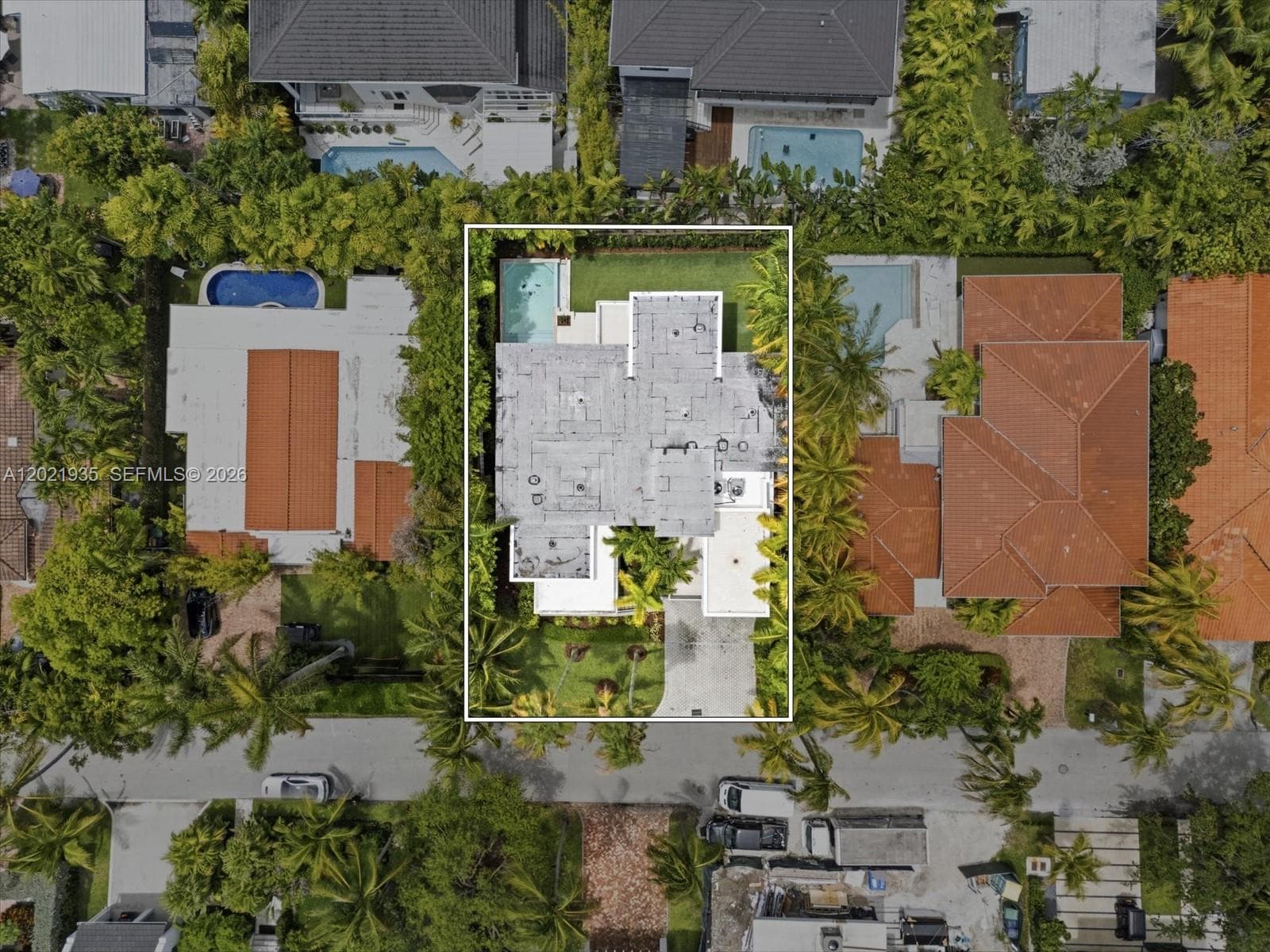 125 Hampton Ln, Key Biscayne FL 33149 — 76