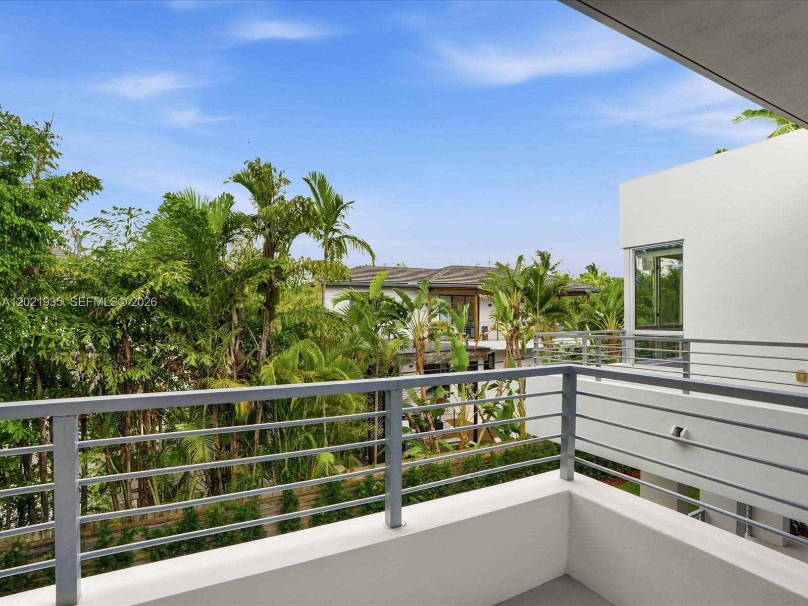 125 Hampton Ln, Key Biscayne FL 33149 — 43