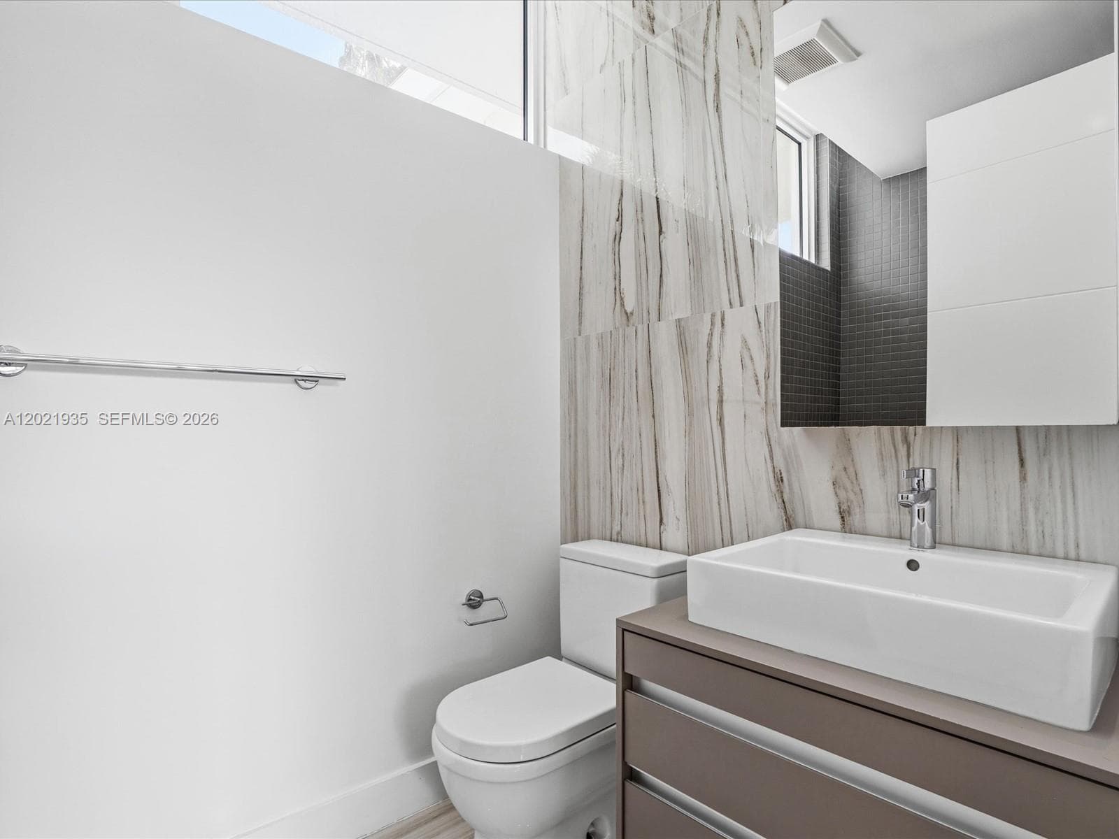 125 Hampton Ln, Key Biscayne FL 33149 — 57