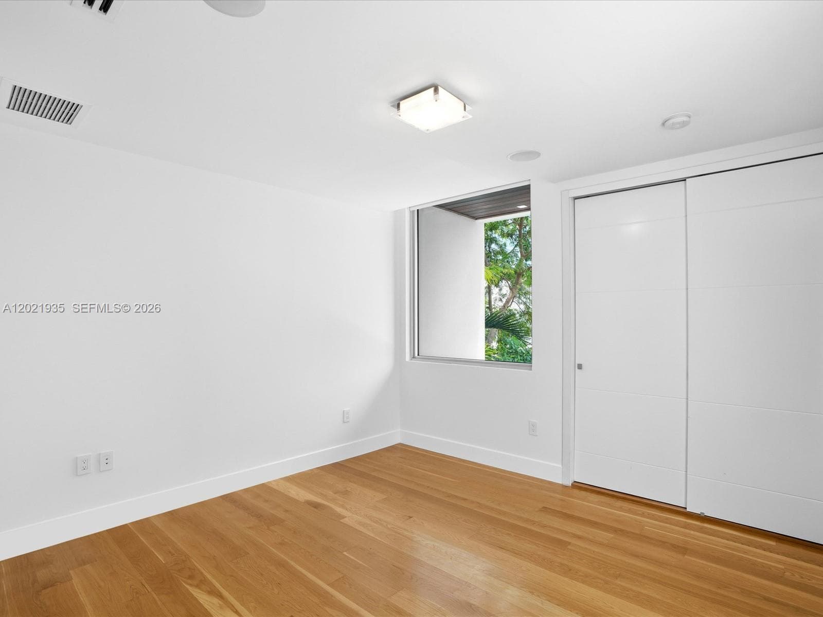 125 Hampton Ln, Key Biscayne FL 33149 — 53