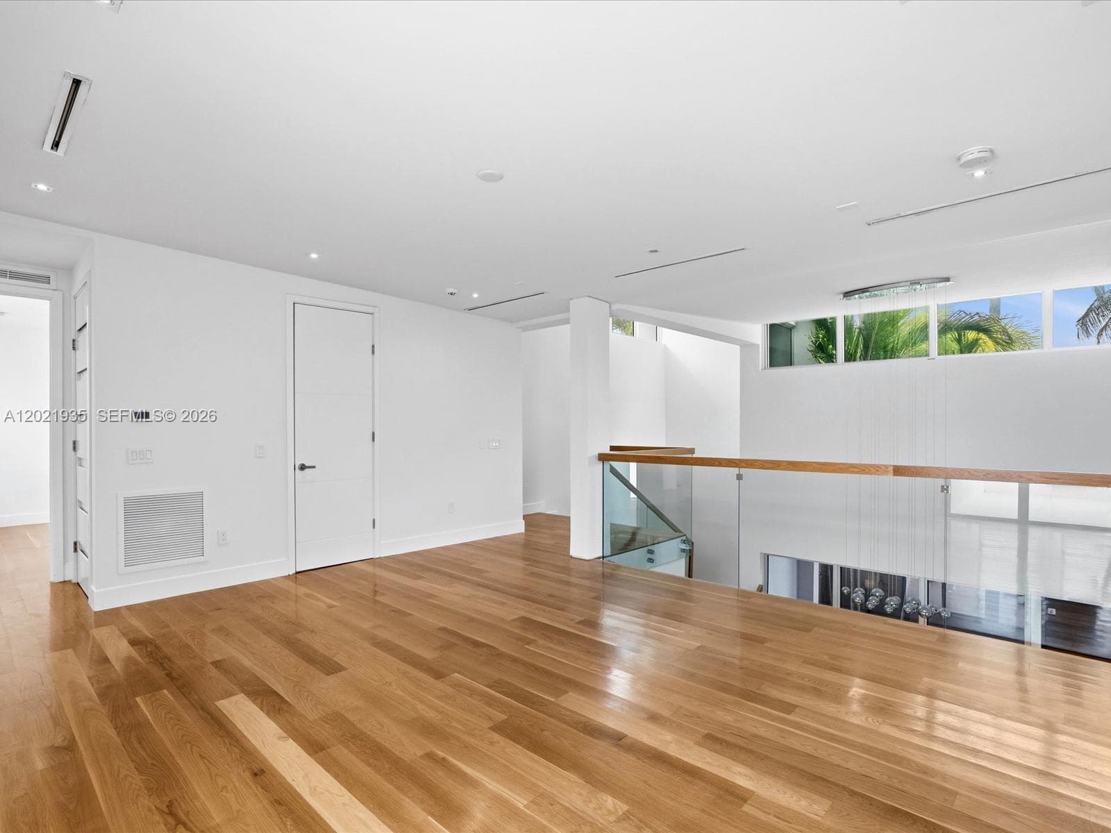 125 Hampton Ln, Key Biscayne FL 33149 — 36