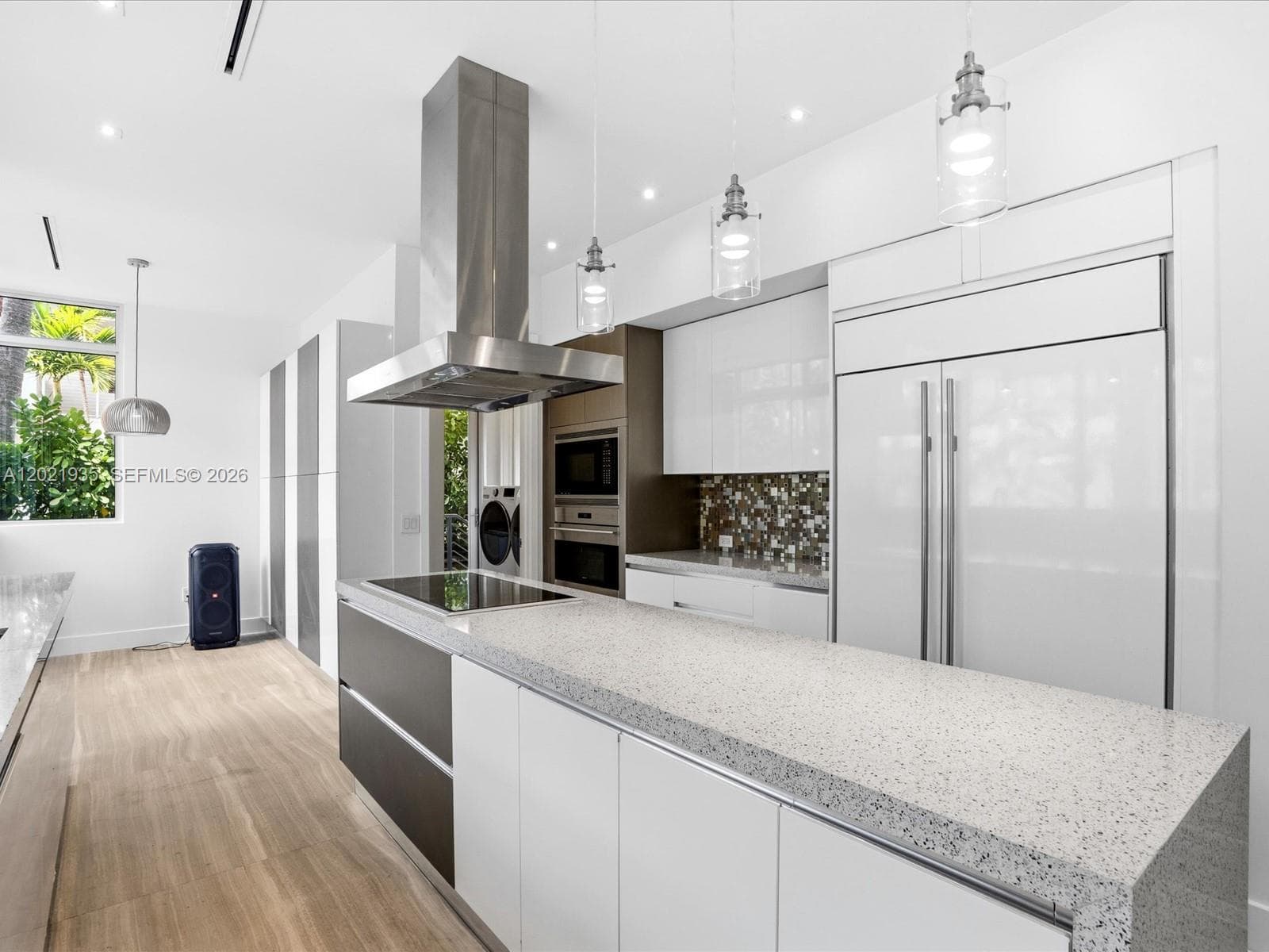 125 Hampton Ln, Key Biscayne FL 33149 — 28