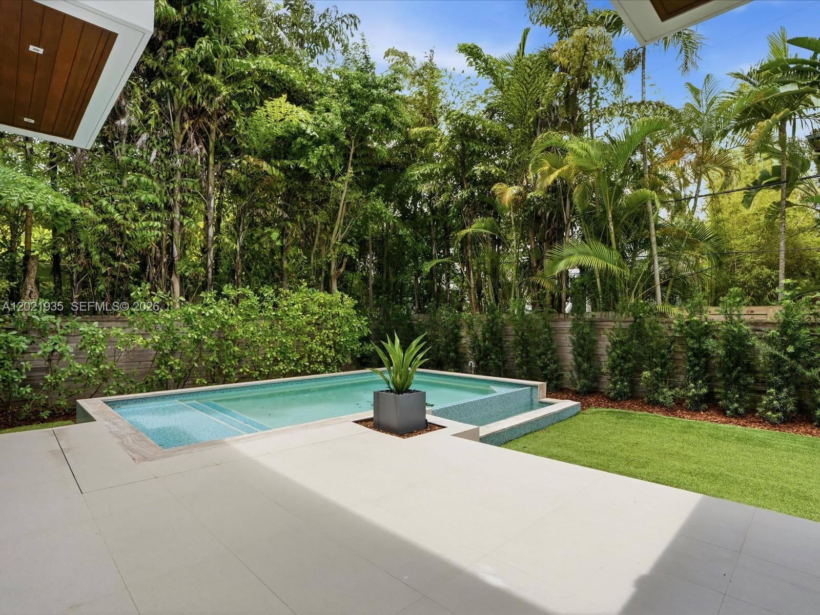 125 Hampton Ln, Key Biscayne FL 33149 — 20