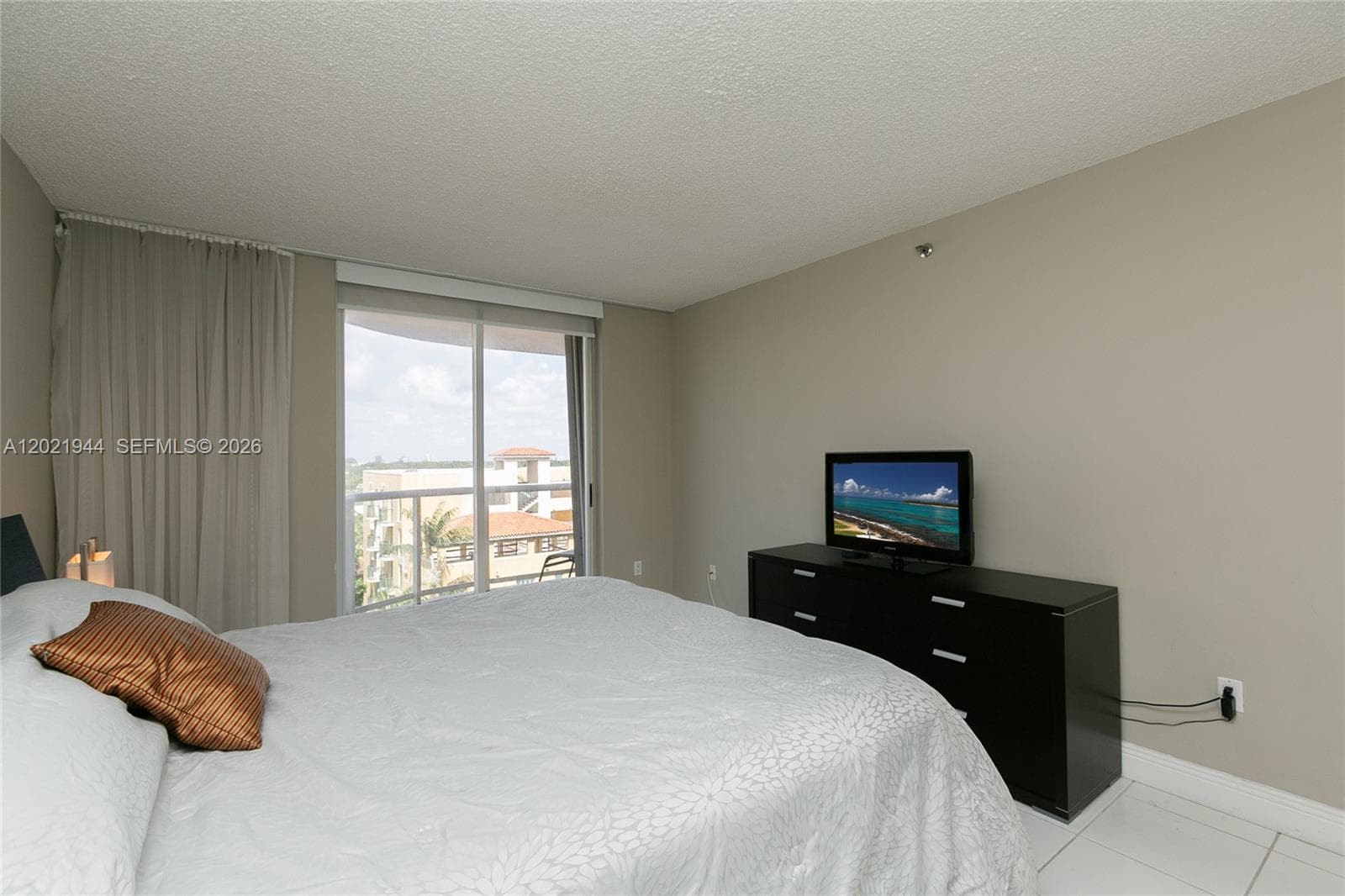 8855 Collins Ave # 6F, Surfside FL 33154 — 11