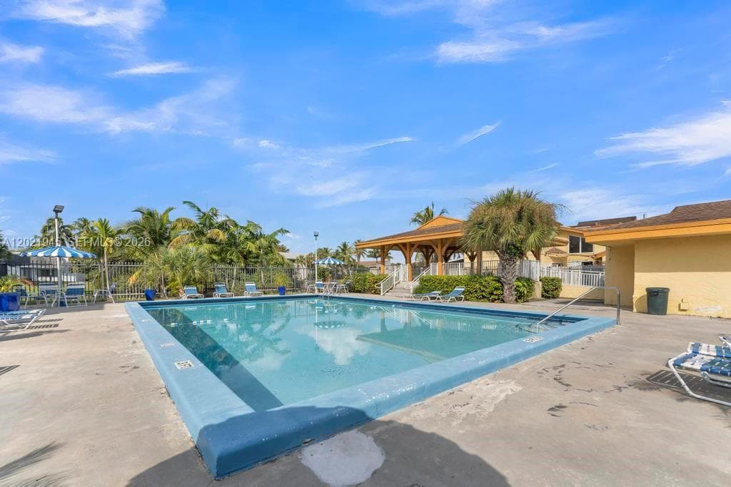 8394 SW 154th Ave # 43, Miami FL 33193 — 40