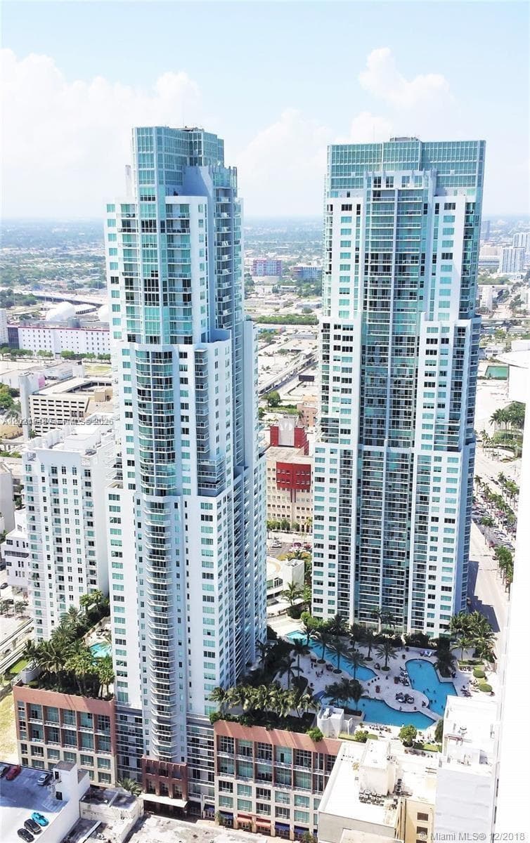 253 NE 2nd St # 217, Miami FL 33132 — 2