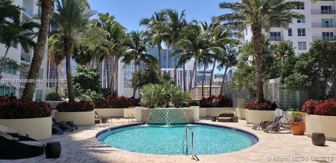 253 NE 2nd St # 217, Miami FL 33132 — 4