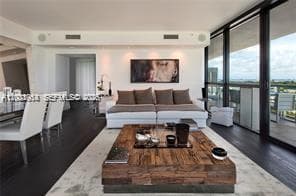 101 20th St # 1907, Miami Beach FL 33139 — 4