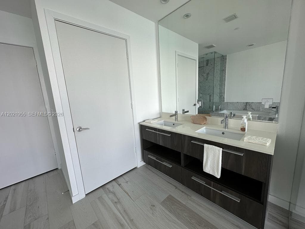 480 NE 31st St # 1902, Miami FL 33137 — 7