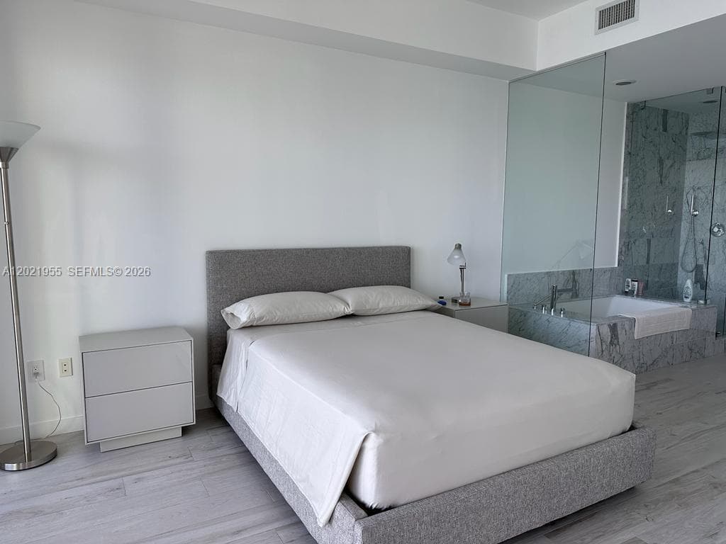 480 NE 31st St # 1902, Miami FL 33137 — 8
