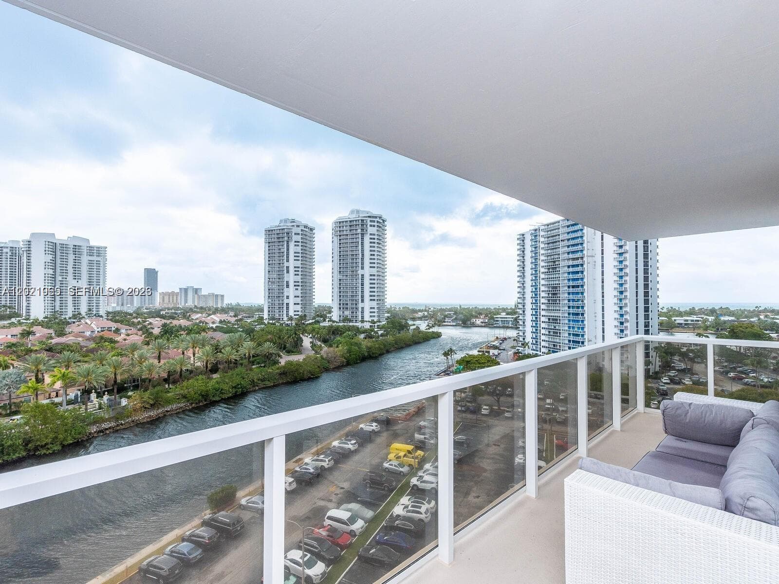 3701 N Country Club Dr # 1002, Aventura FL 33180 — 1