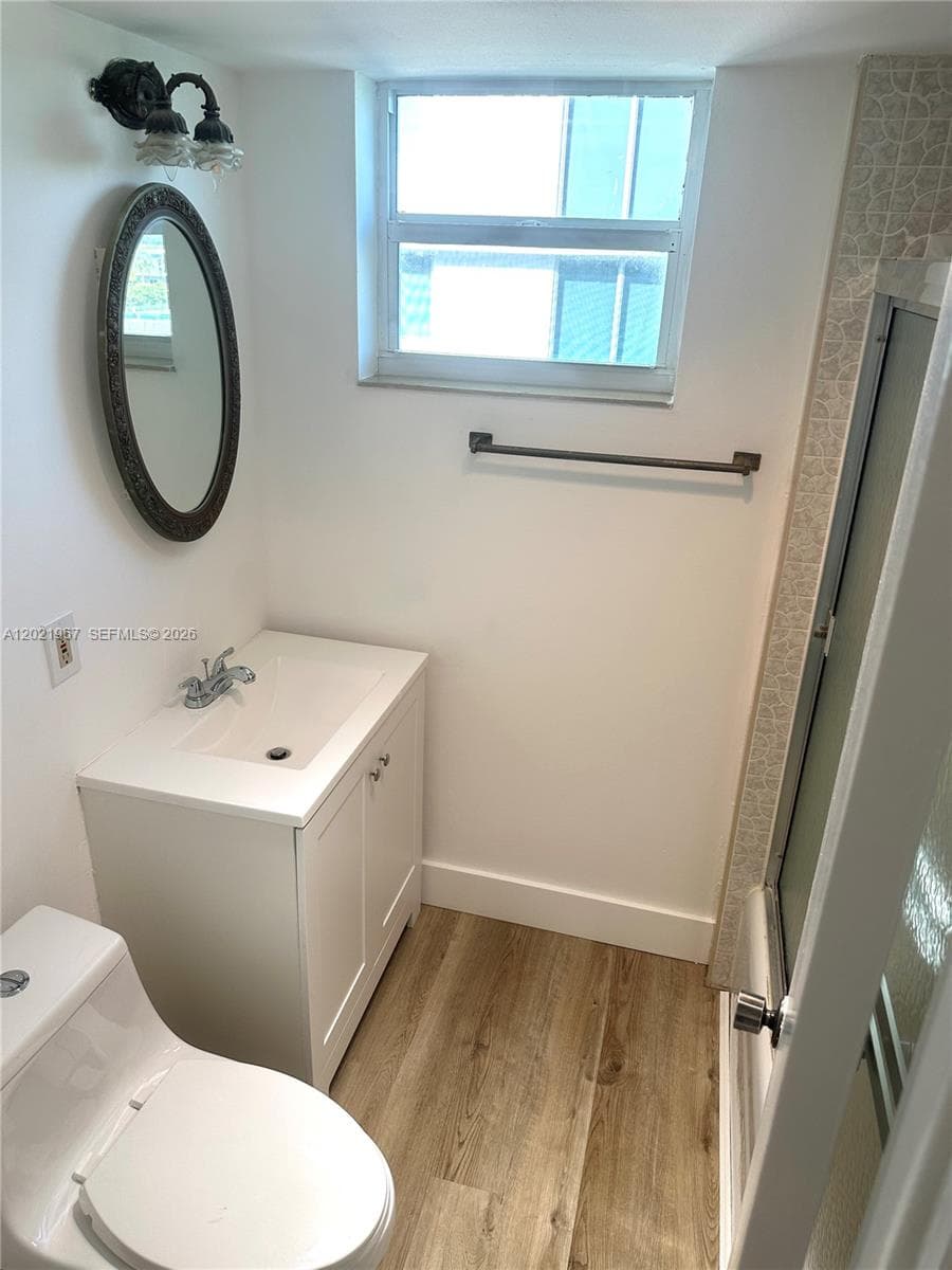 9501 E Bay Harbor Dr # 5B, Bay Harbor Islands FL 33154 — 17