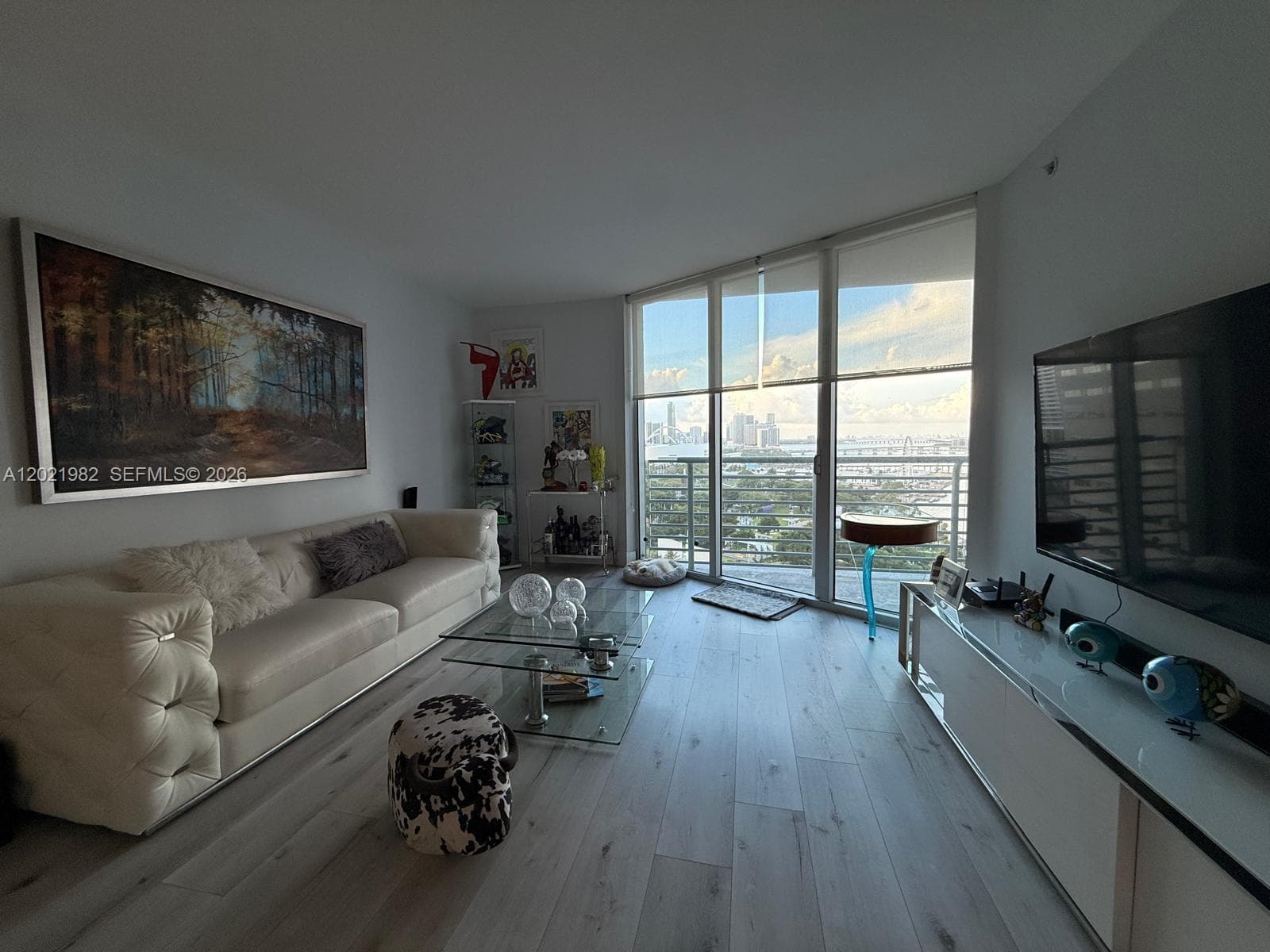 325 S Biscayne Blvd # 2024, Miami FL 33131 — 1
