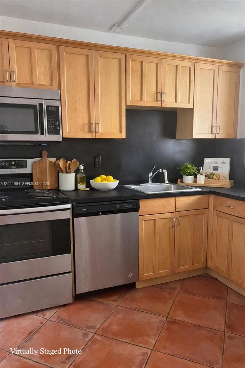 1801 S Treasure Dr # 427, North Bay Village FL 33141 — 4