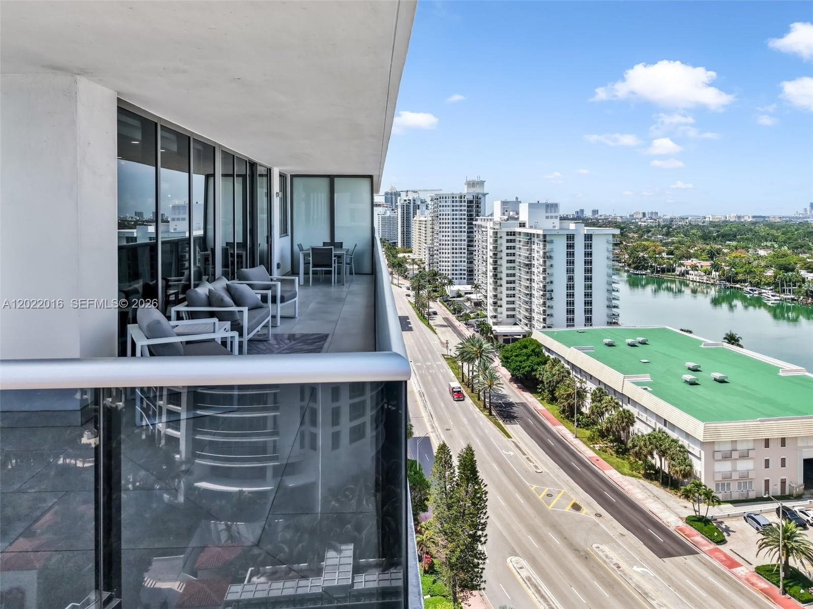 5875 Collins Ave # 1807, Miami Beach FL 33140 — 43