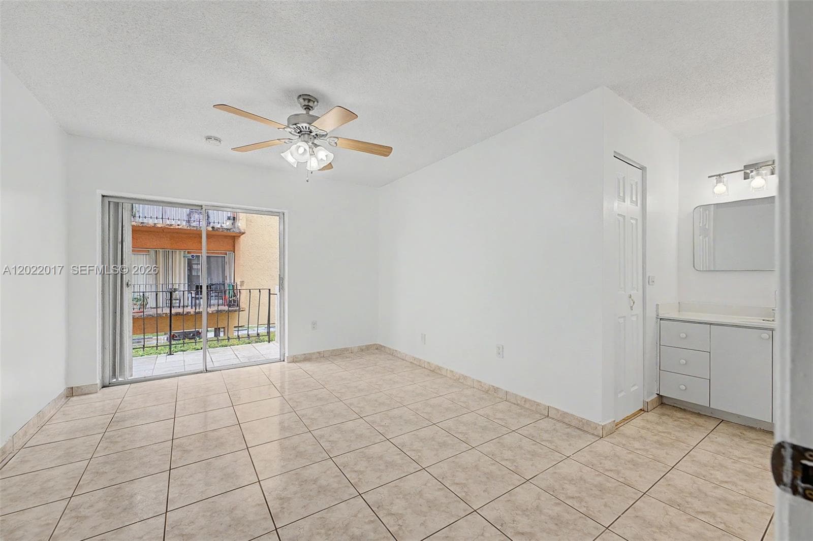 1950 W 54th St # 105, Hialeah FL 33012 — 9