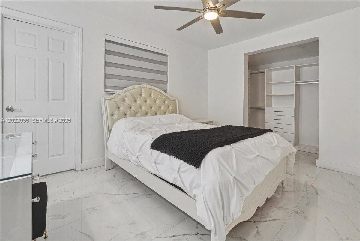 120 W 50th St, Hialeah FL 33012 — 16