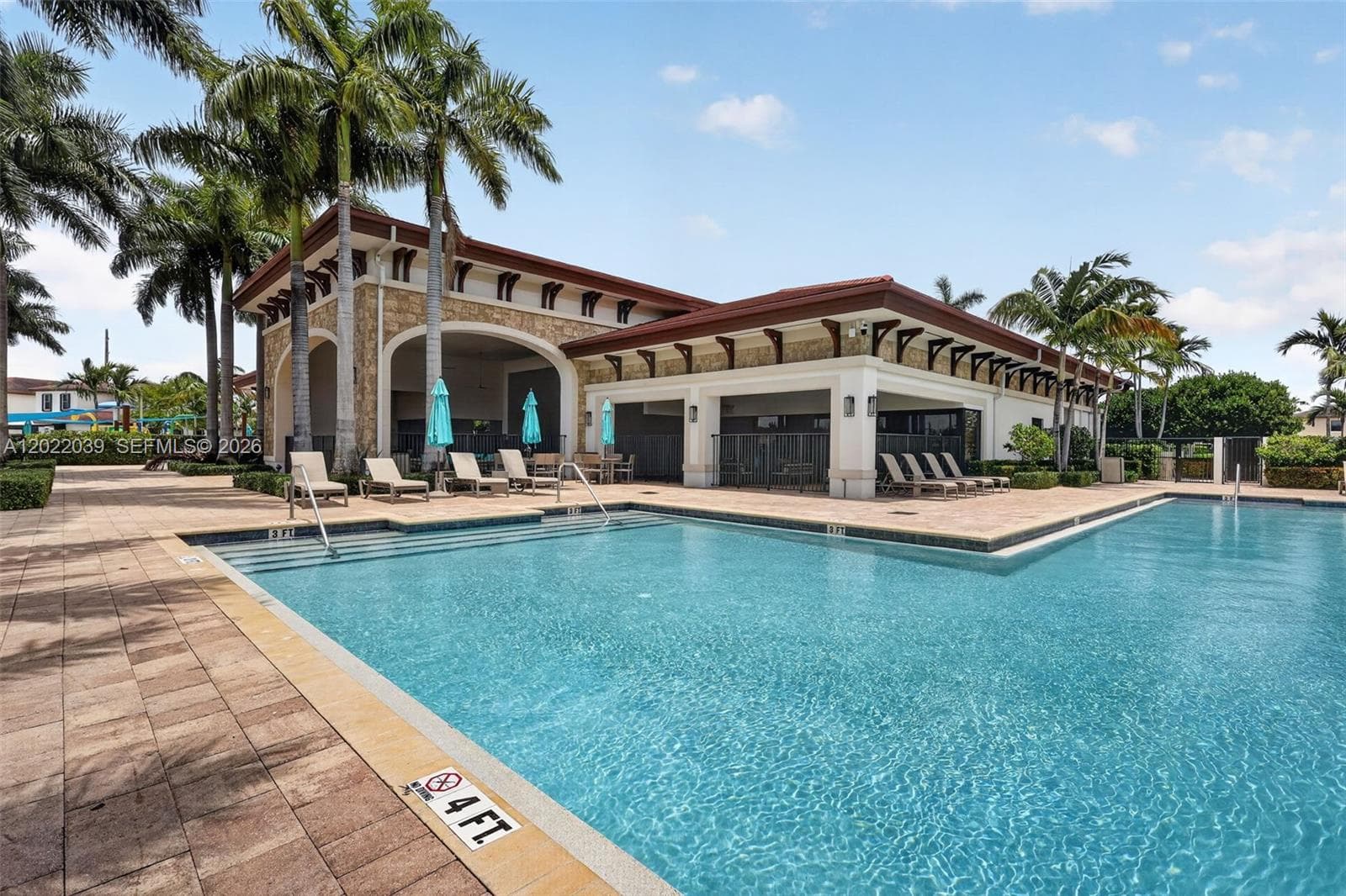 10400 W 35 Way, Hialeah FL 33018 — 52