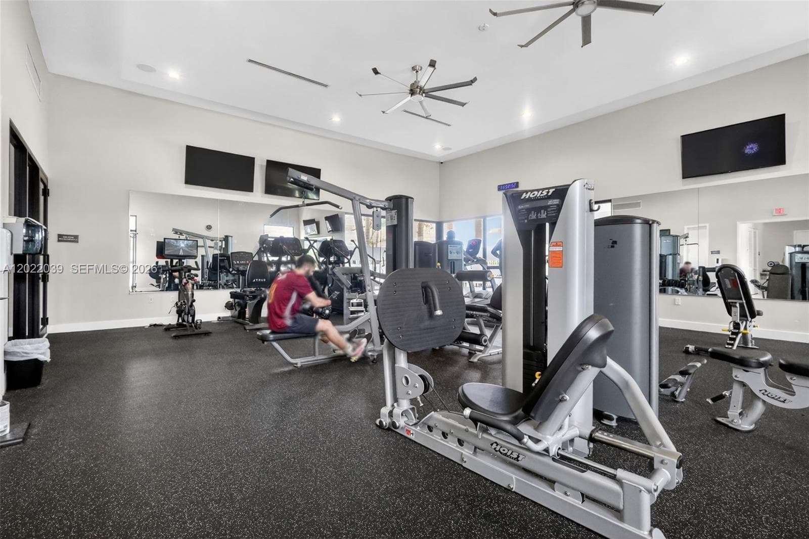 10400 W 35 Way, Hialeah FL 33018 — 45