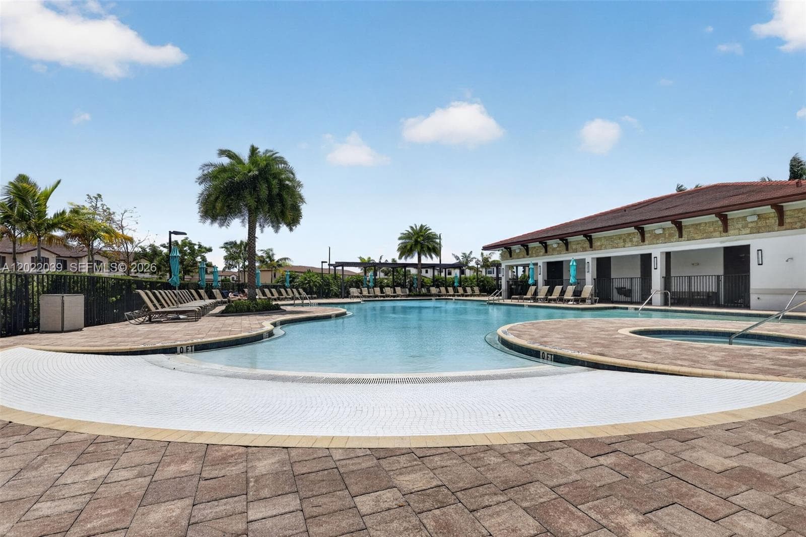 10400 W 35 Way, Hialeah FL 33018 — 50