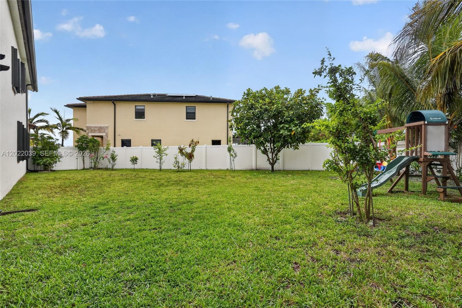 10400 W 35 Way, Hialeah FL 33018 — 35