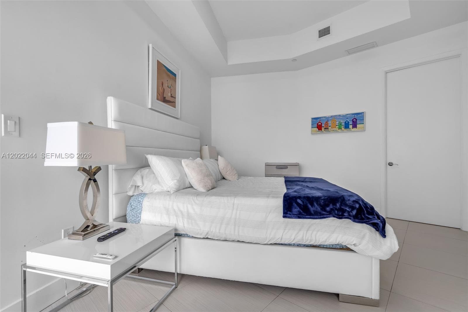 15811 Collins Ave # 3407, Sunny Isles Beach FL 33160 — 23