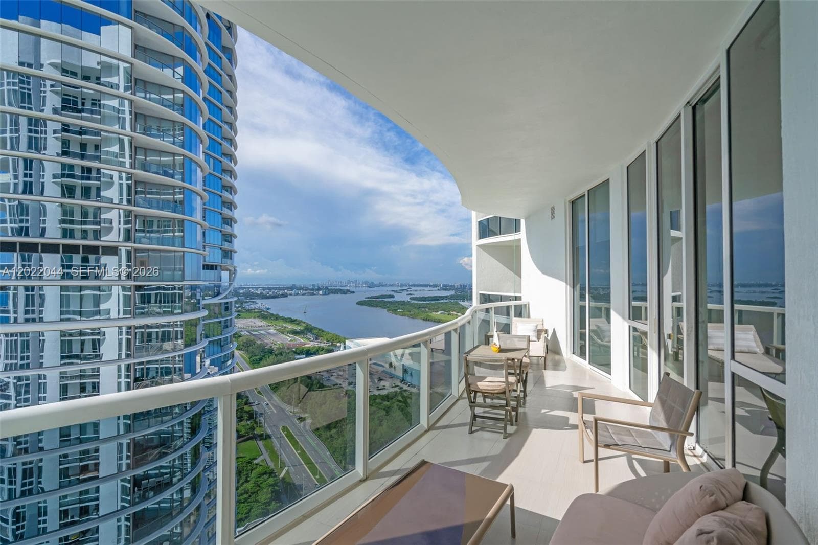 15811 Collins Ave # 3407, Sunny Isles Beach FL 33160 — 2