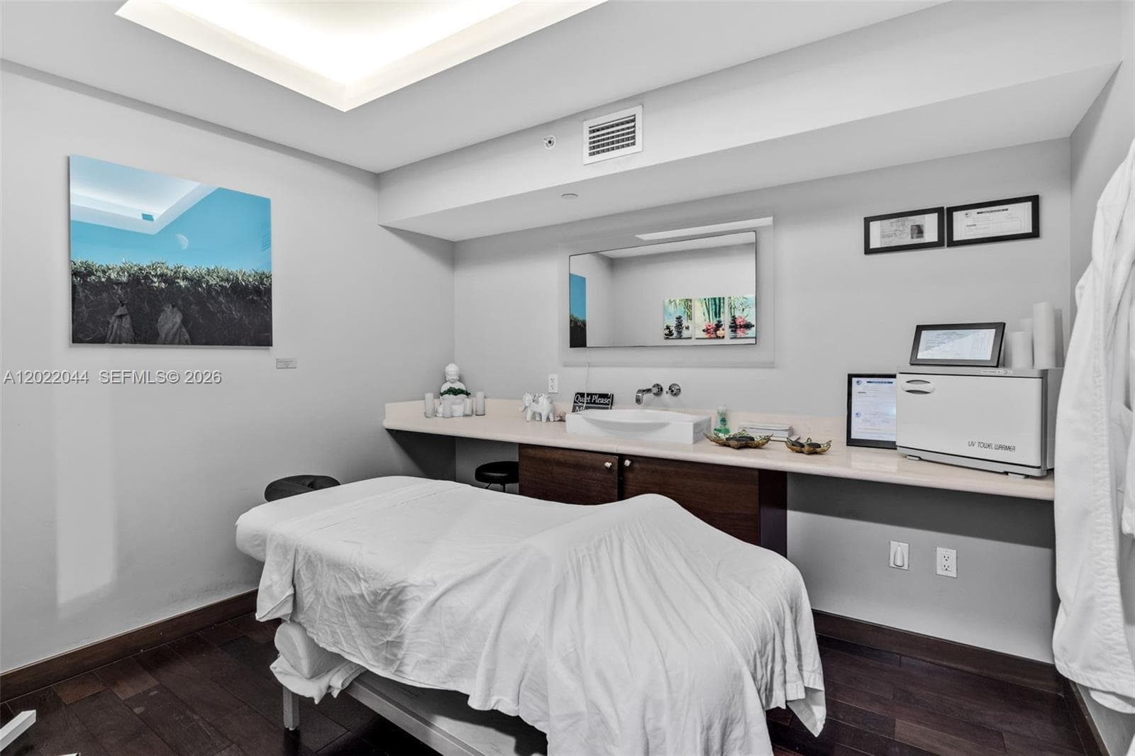 15811 Collins Ave # 3407, Sunny Isles Beach FL 33160 — 46