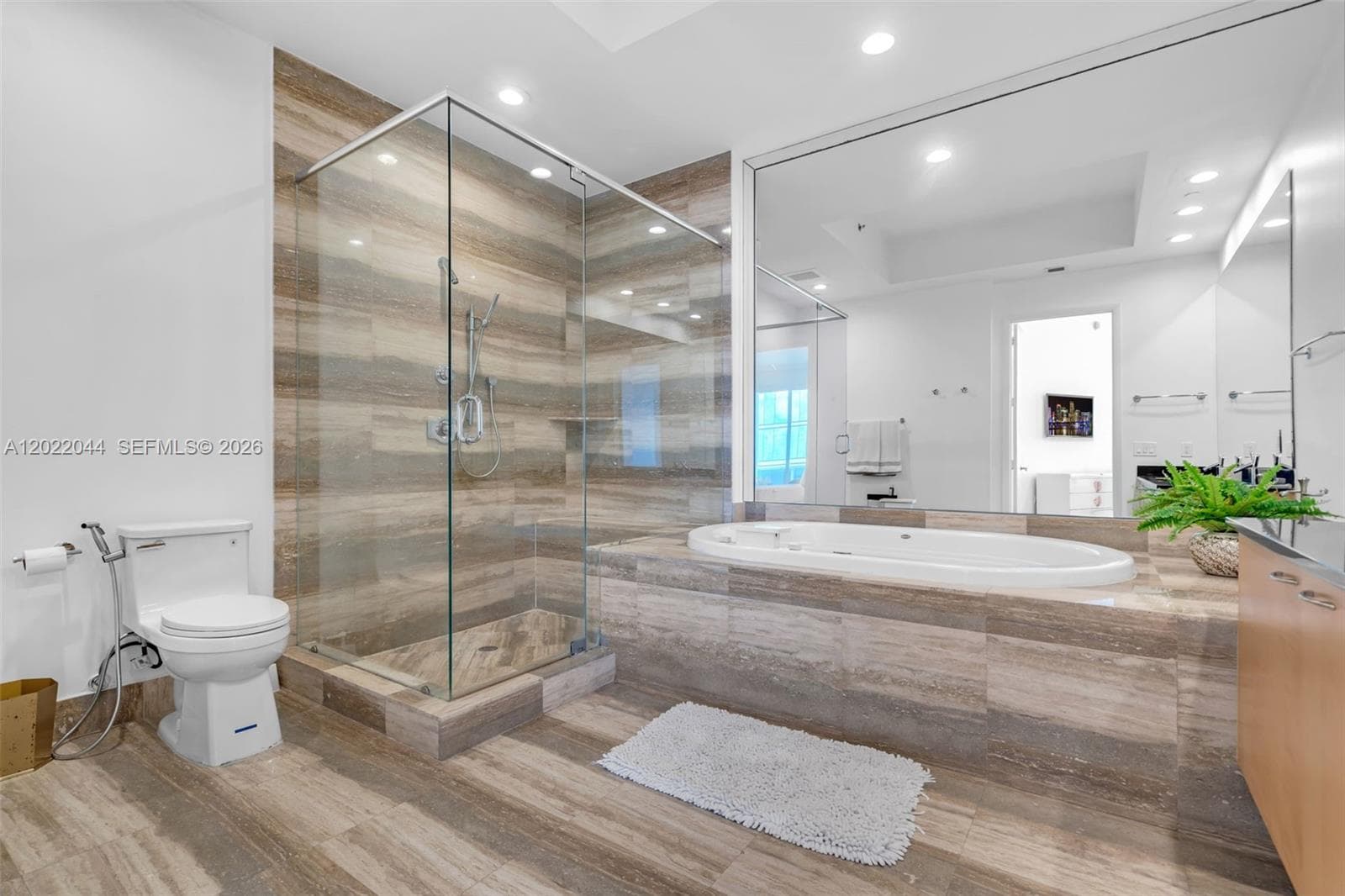 15811 Collins Ave # 3407, Sunny Isles Beach FL 33160 — 22
