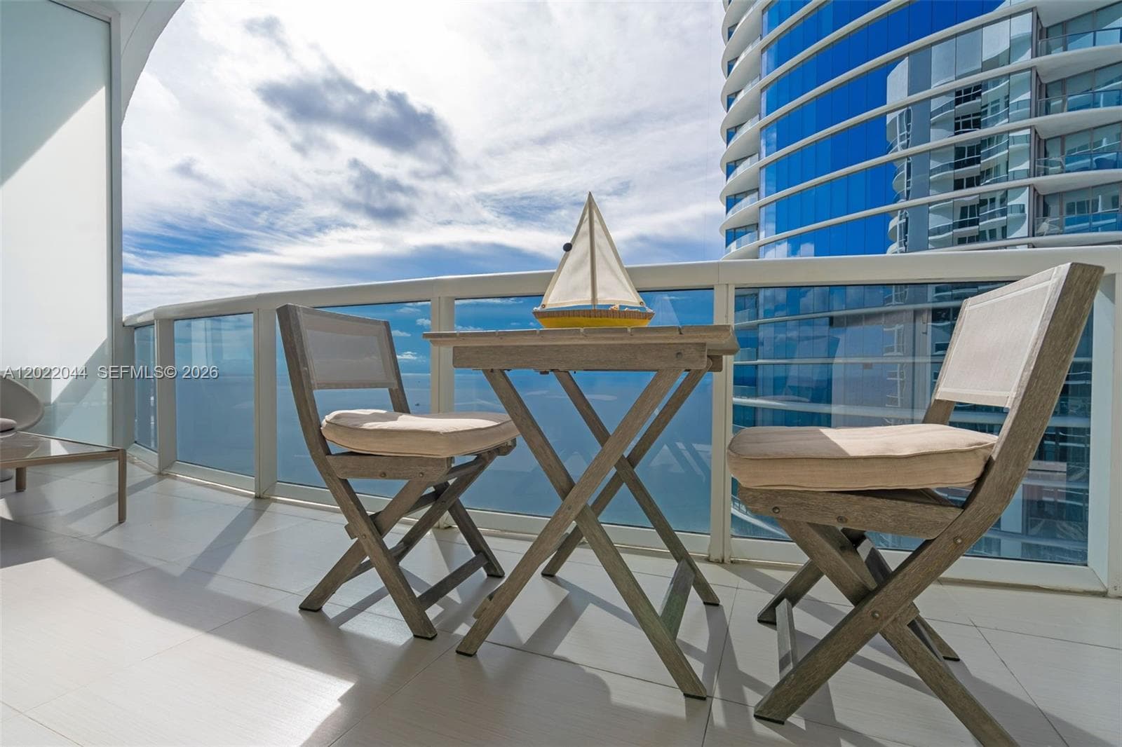 15811 Collins Ave # 3407, Sunny Isles Beach FL 33160 — 3