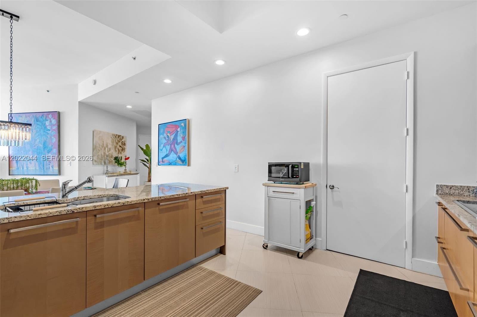 15811 Collins Ave # 3407, Sunny Isles Beach FL 33160 — 14