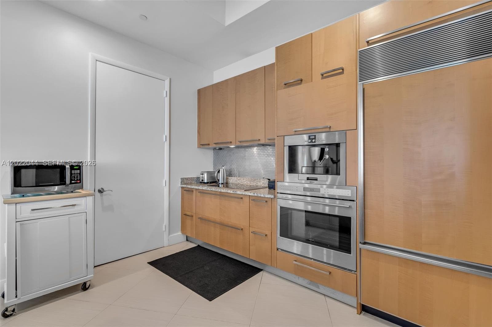 15811 Collins Ave # 3407, Sunny Isles Beach FL 33160 — 15