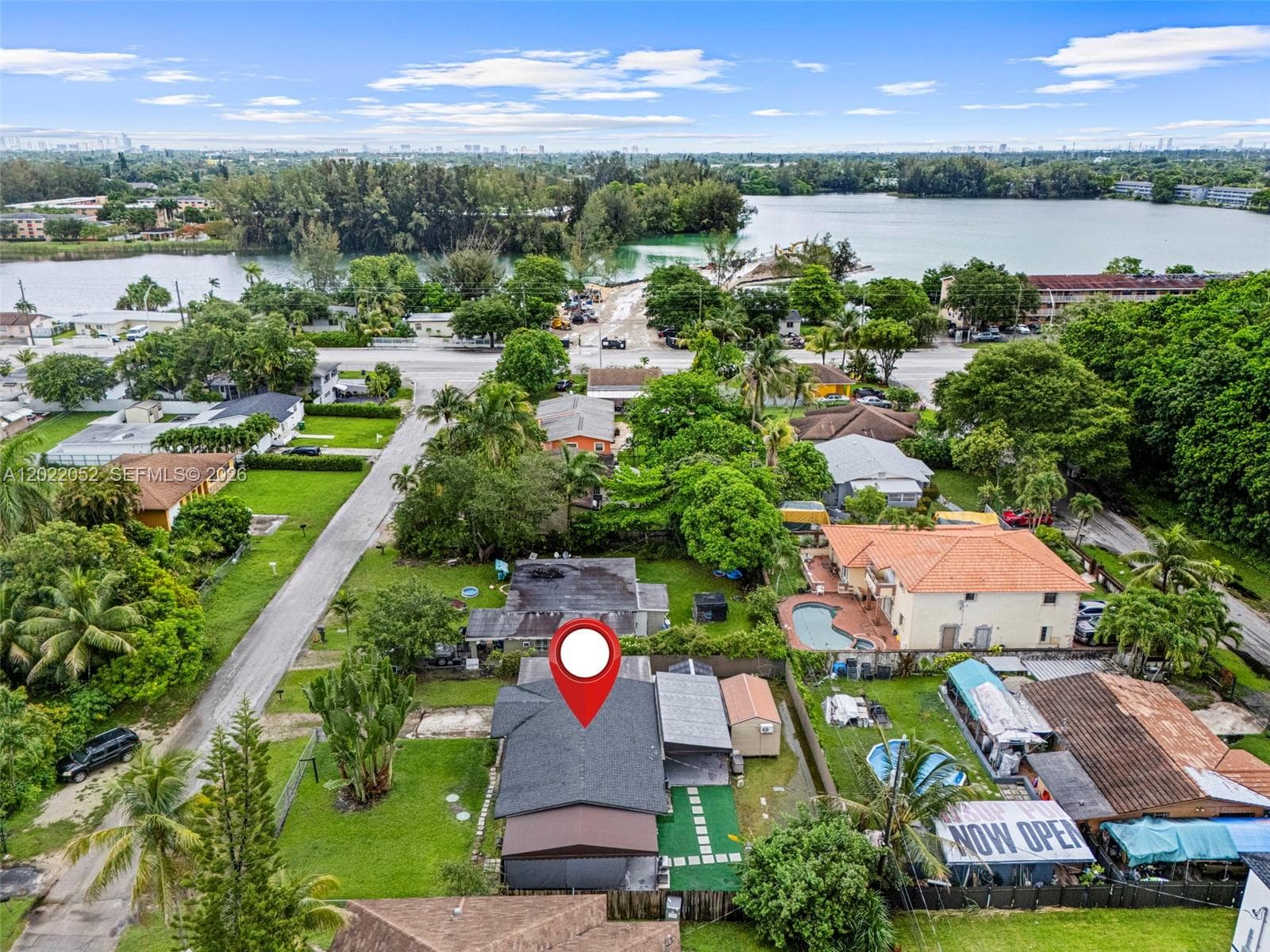 1752 NW 108th St, Miami FL 33167 — 41