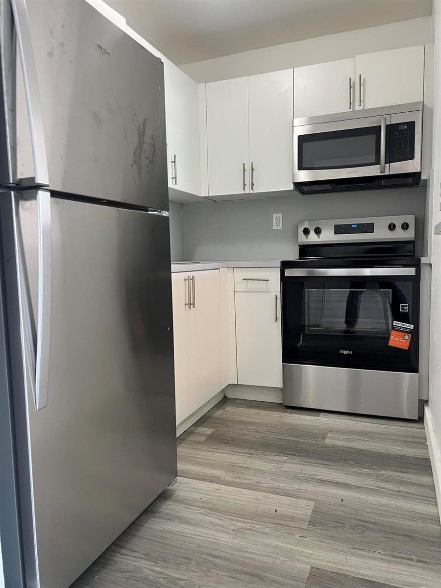 365 NE 125th Street # 405, North Miami FL 33161 — 4
