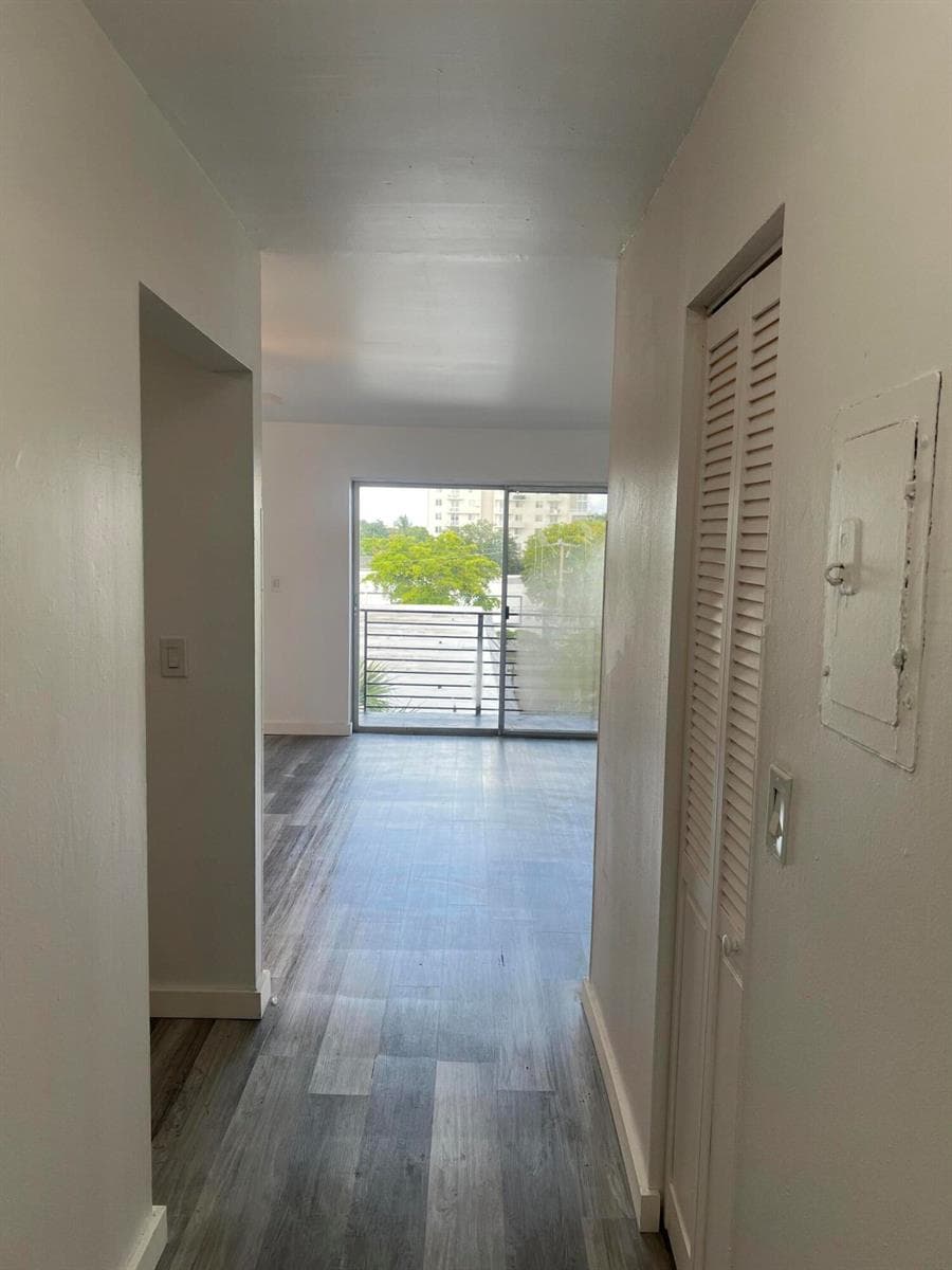 365 NE 125th Street # 405, North Miami FL 33161 — 8