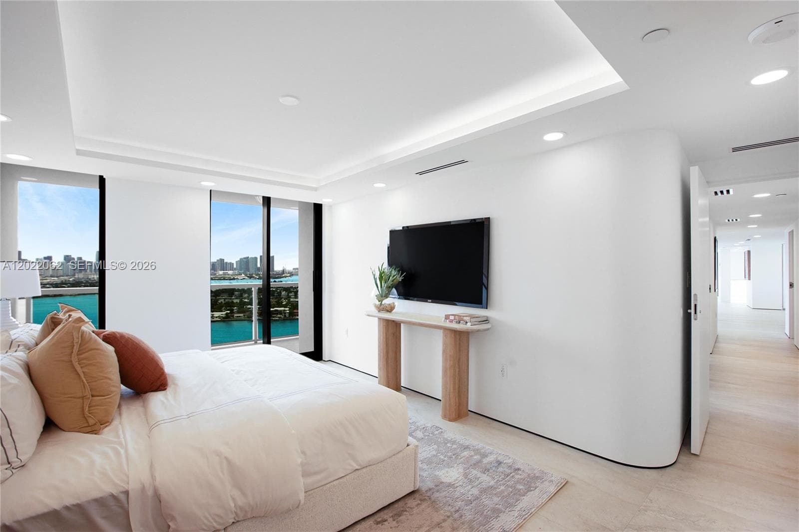 9 Island Ave # T2, Miami Beach FL 33139 — 17