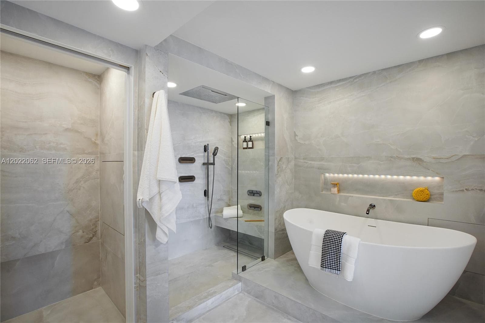 9 Island Ave # T2, Miami Beach FL 33139 — 18