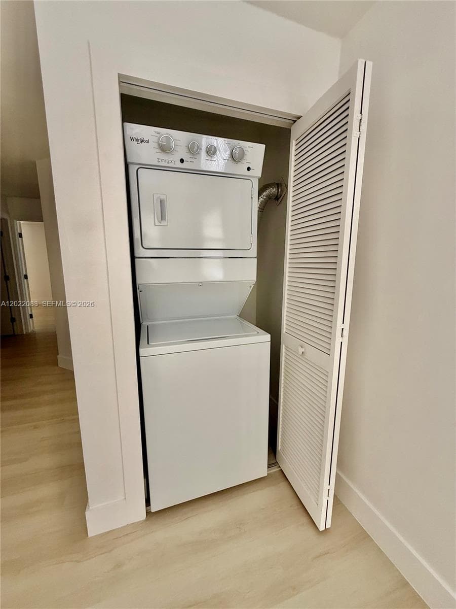 2652 SW 34th Ave REAR, Miami FL 33133 — 12