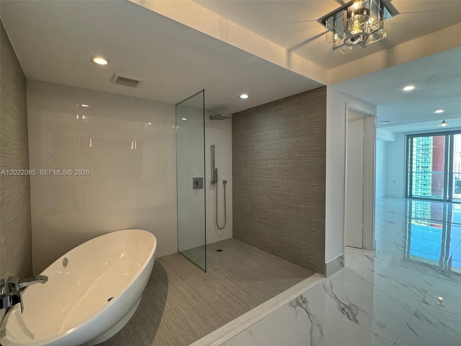 330 Sunny Isles Blvd # 1003, Sunny Isles Beach FL 33160 — 18
