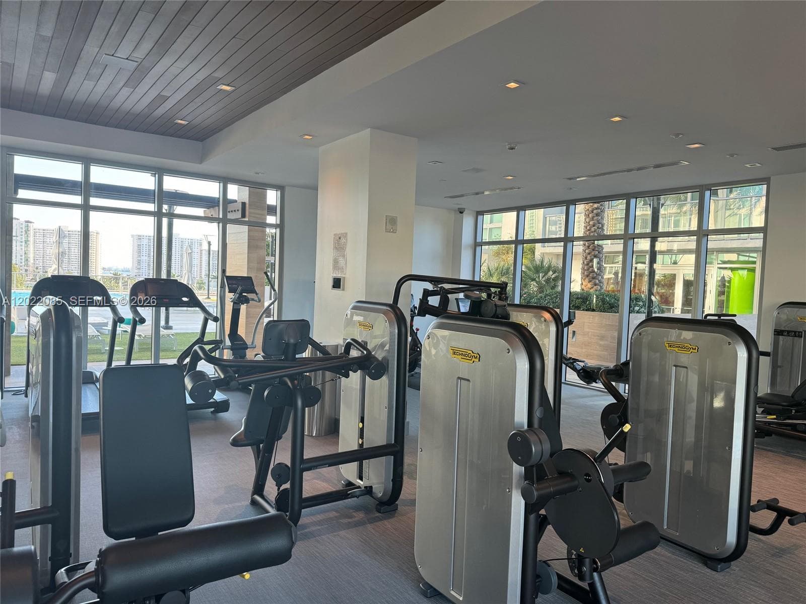 330 Sunny Isles Blvd # 1003, Sunny Isles Beach FL 33160 — 31