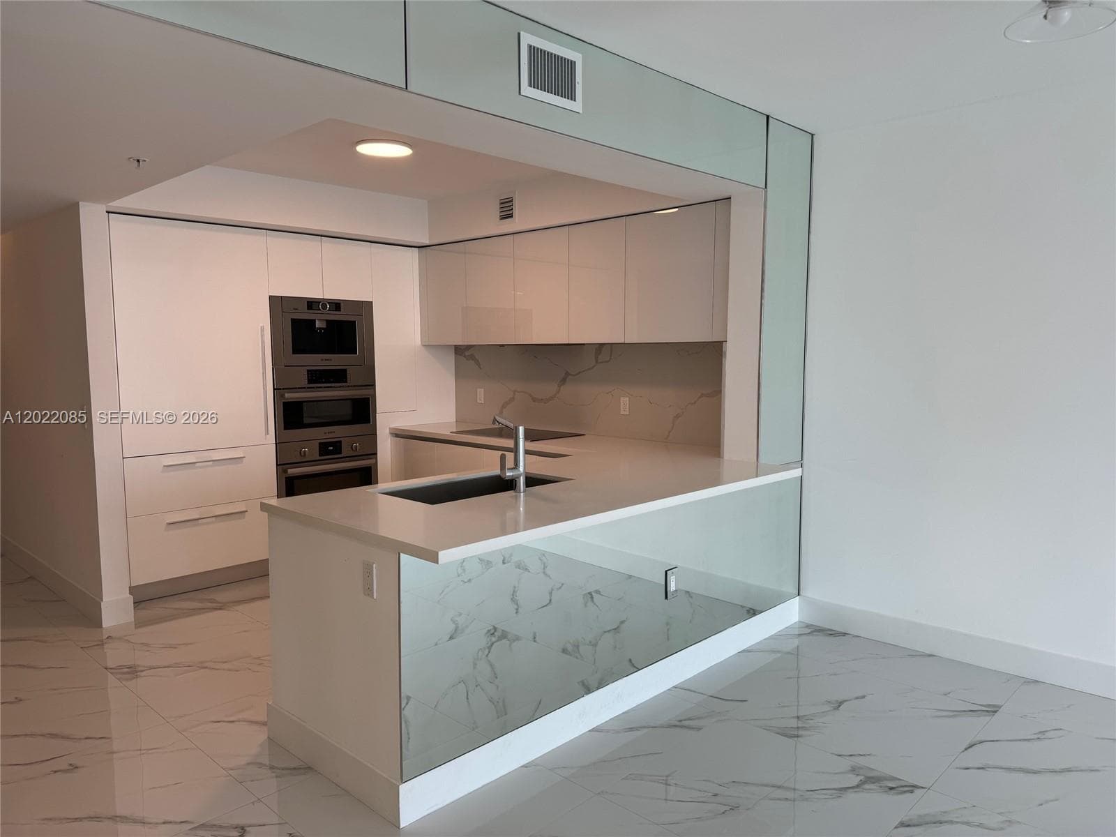 330 Sunny Isles Blvd # 1003, Sunny Isles Beach FL 33160 — 21