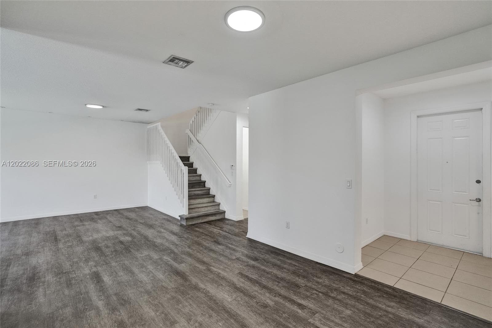 643 NE 191st Ter, Miami FL 33179 — 10