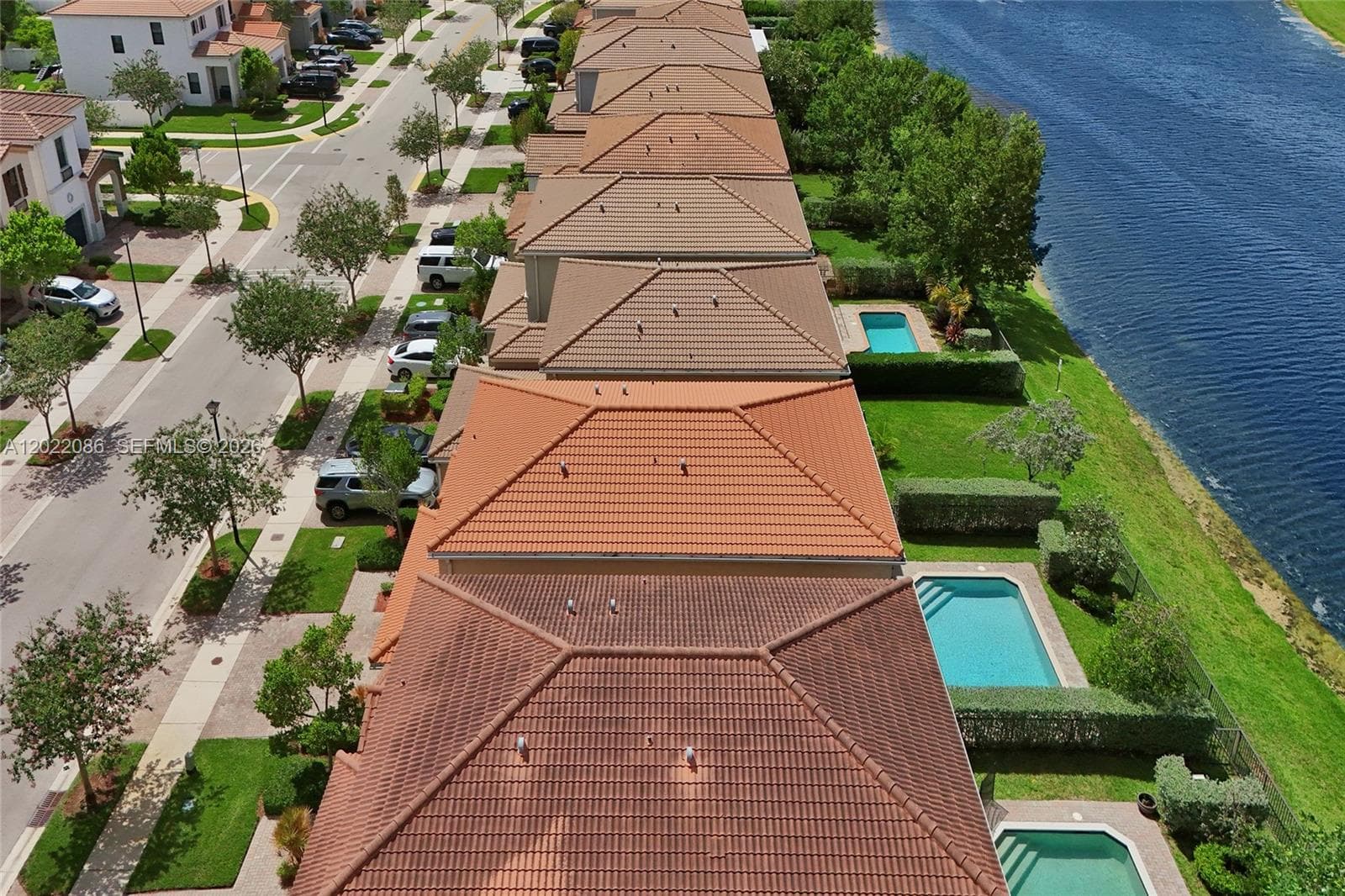 643 NE 191st Ter, Miami FL 33179 — 59