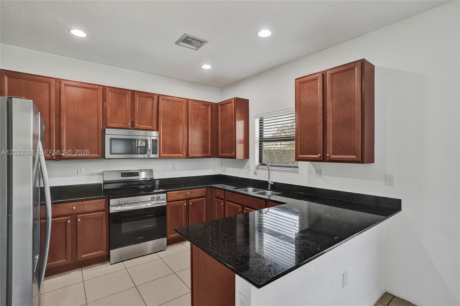 643 NE 191st Ter, Miami FL 33179 — 15