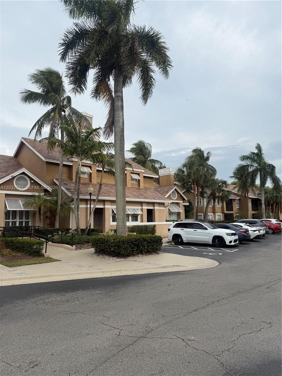 15689 SW 106th Ln # 718, Miami FL 33196 — 2