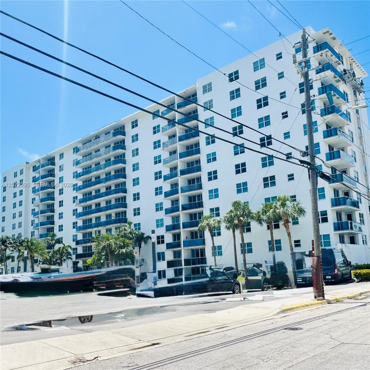 7501 E Treasure Dr # 7R, North Bay Village FL 33141 — 5